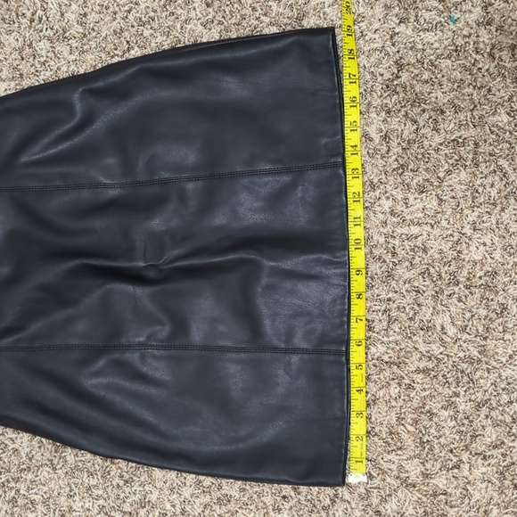 BB Dakota Girl Crush black faux vegan leather high waisted above the knee skirt - Picture 11 of 11
